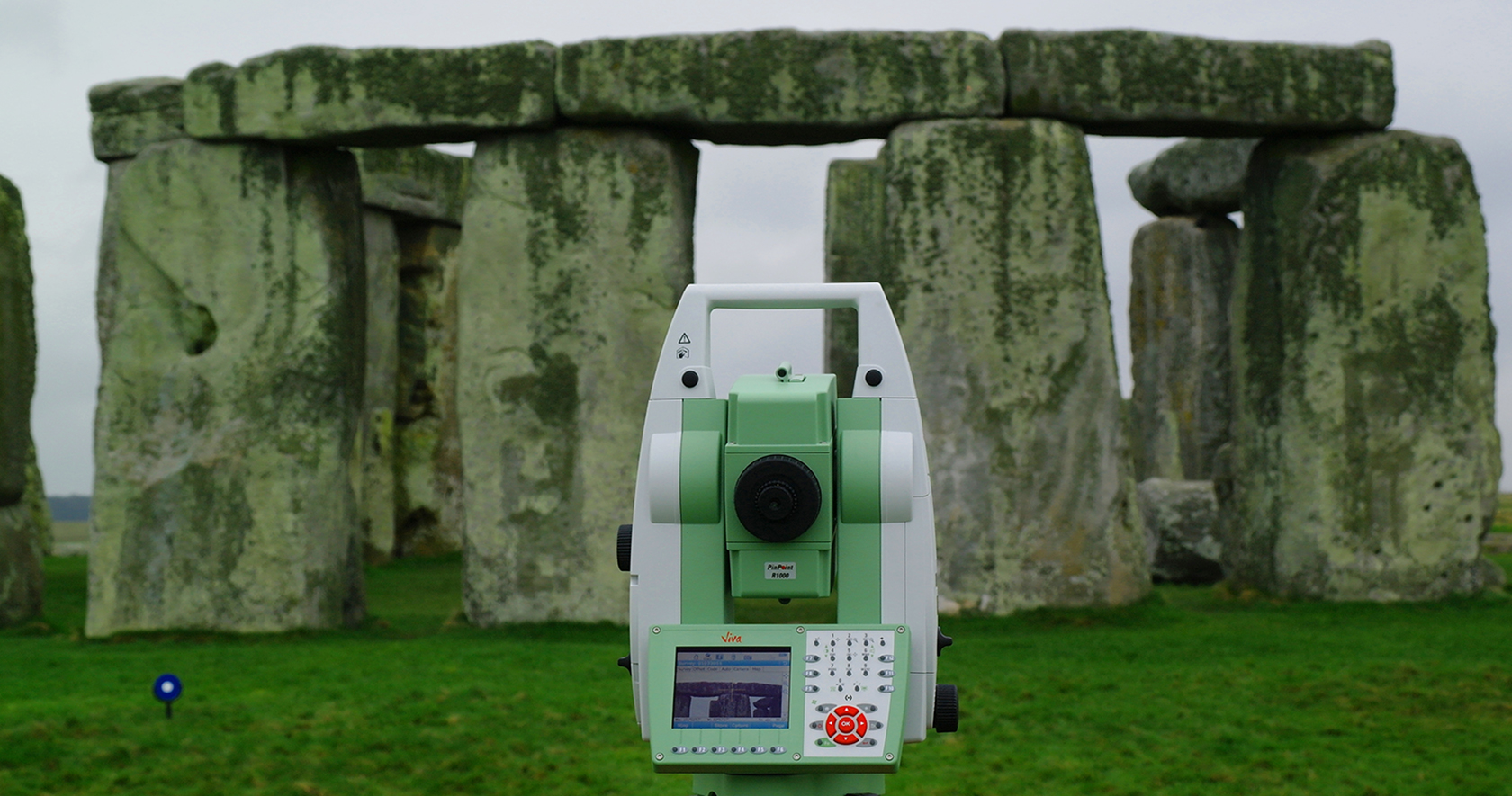Home_UK_Stonehenge_Slider_1680x885